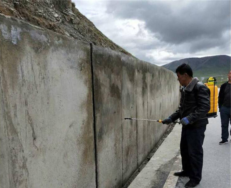 √混凝土表面增強(qiáng)劑：加固修復(fù)，一步到位！