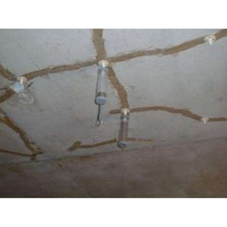 ※混凝土地面裂縫最佳修補(bǔ)方法